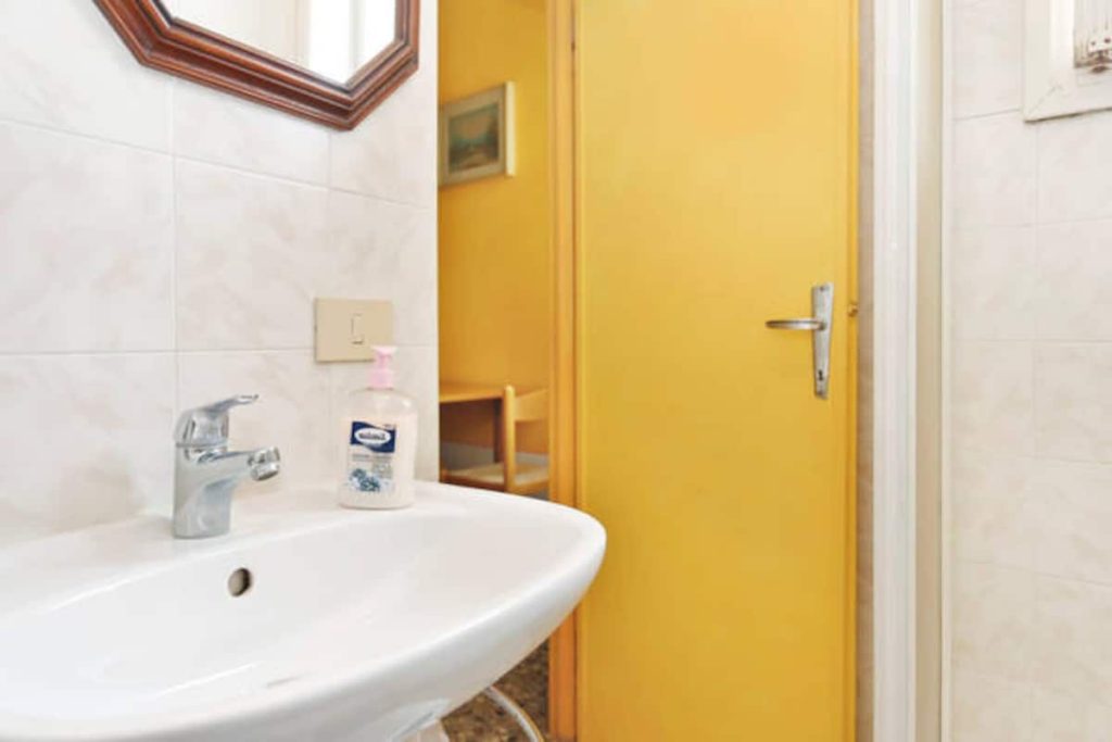 Bagno con doccia del Gelso Bianco
